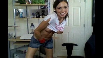 Webcam girl gapes her butthole for the camera